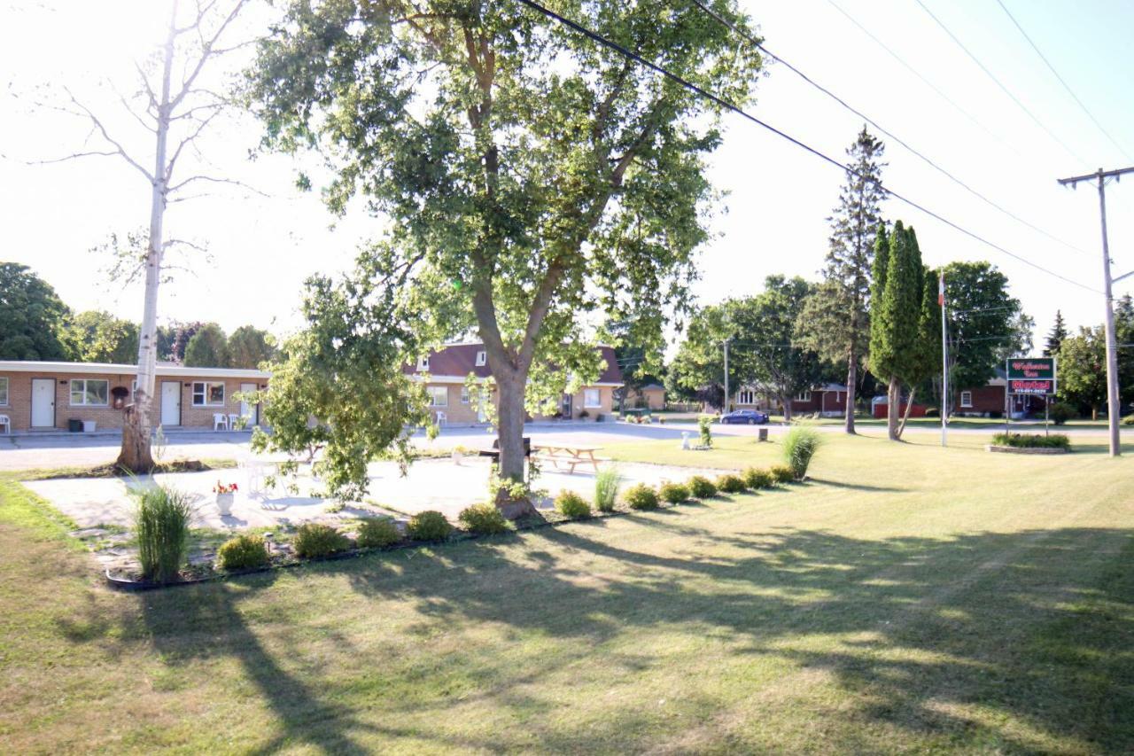 Walkerton Inn Motel Bagian luar foto