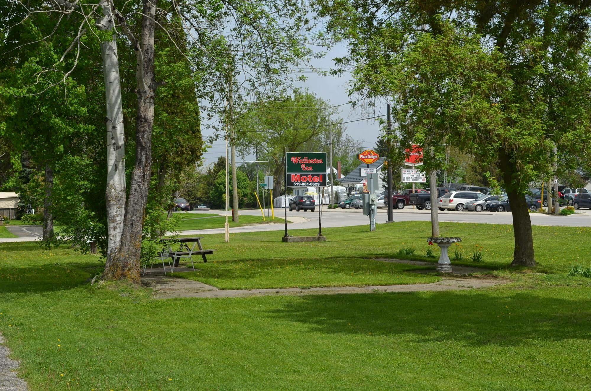 Walkerton Inn Motel Bagian luar foto